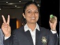 Shweta_Chaudhary_with_medal